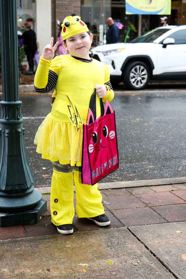 Halloween Trick or Treat Downtown Morganton 2019-9517.JPG